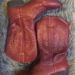 Red raspberry rampage cowgirl boots